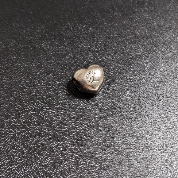 PANDORA Love Heart Charm - Picture 4 of 4